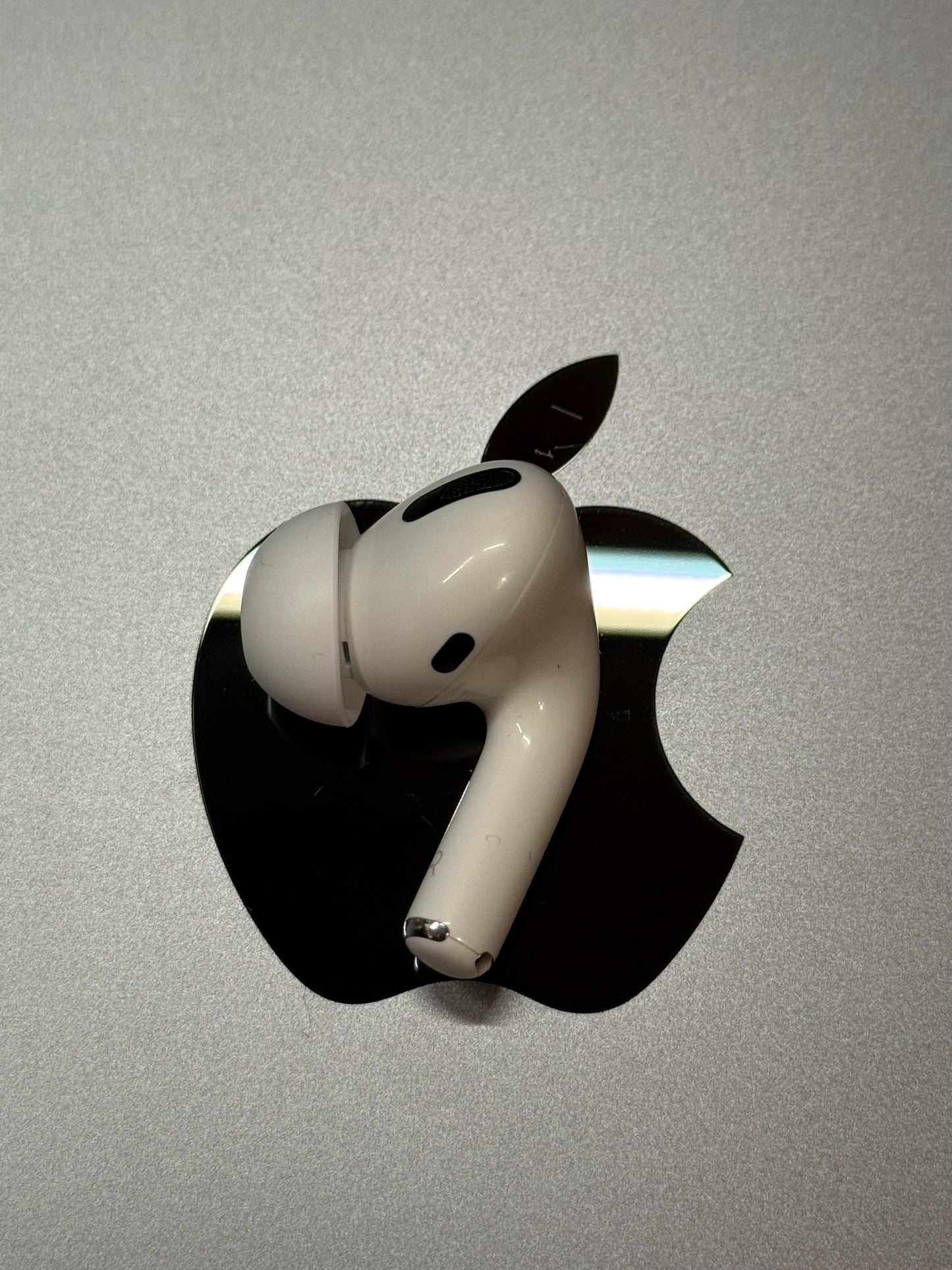 Genuine Apple AirPods Pro 1st Gen (Right Side Only) Replacement - Model A2083