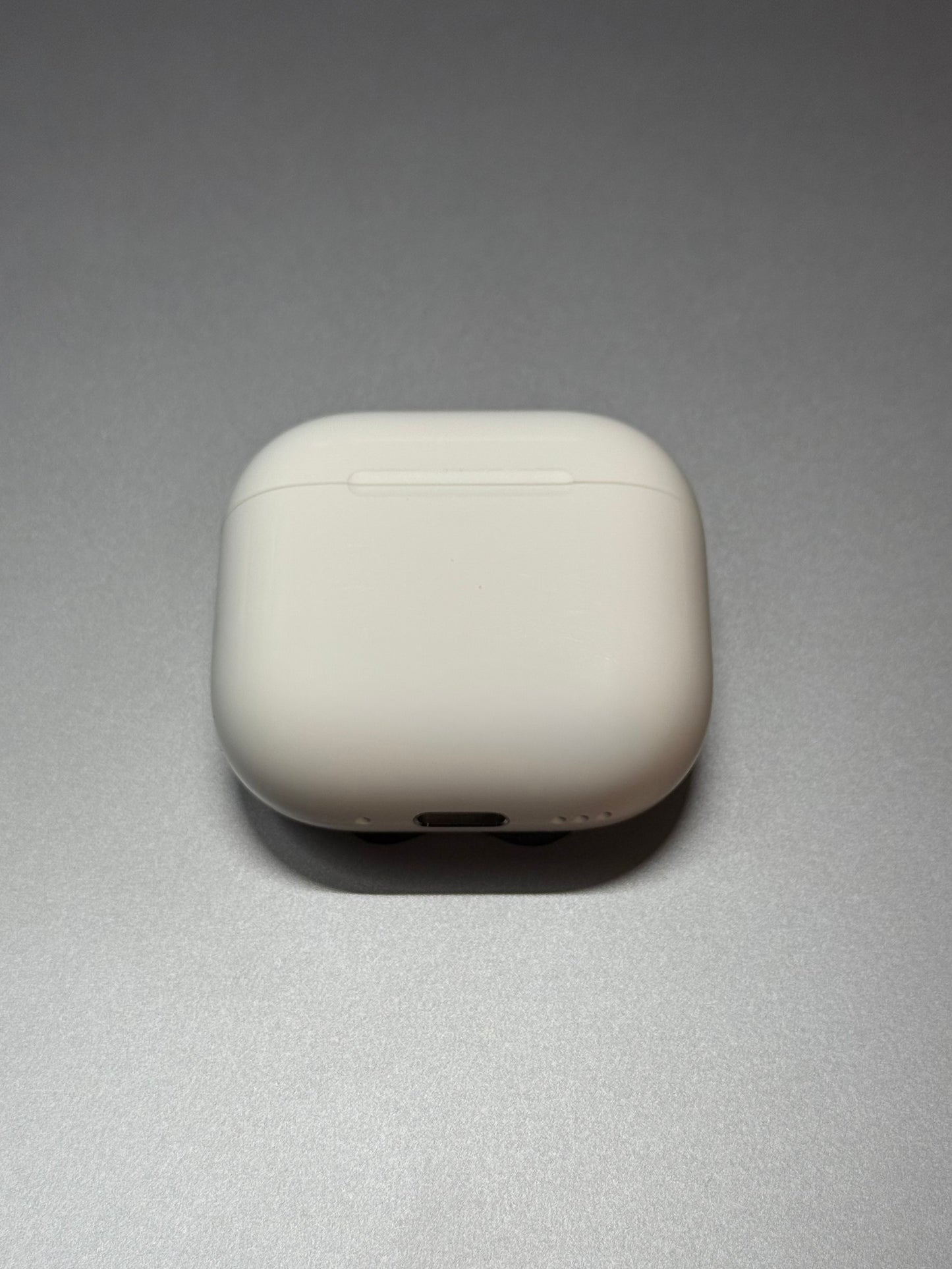 Replacement Charging Case for AirPods 4th Gen – Standard (A3050) or ANC (A3055) Versions Available